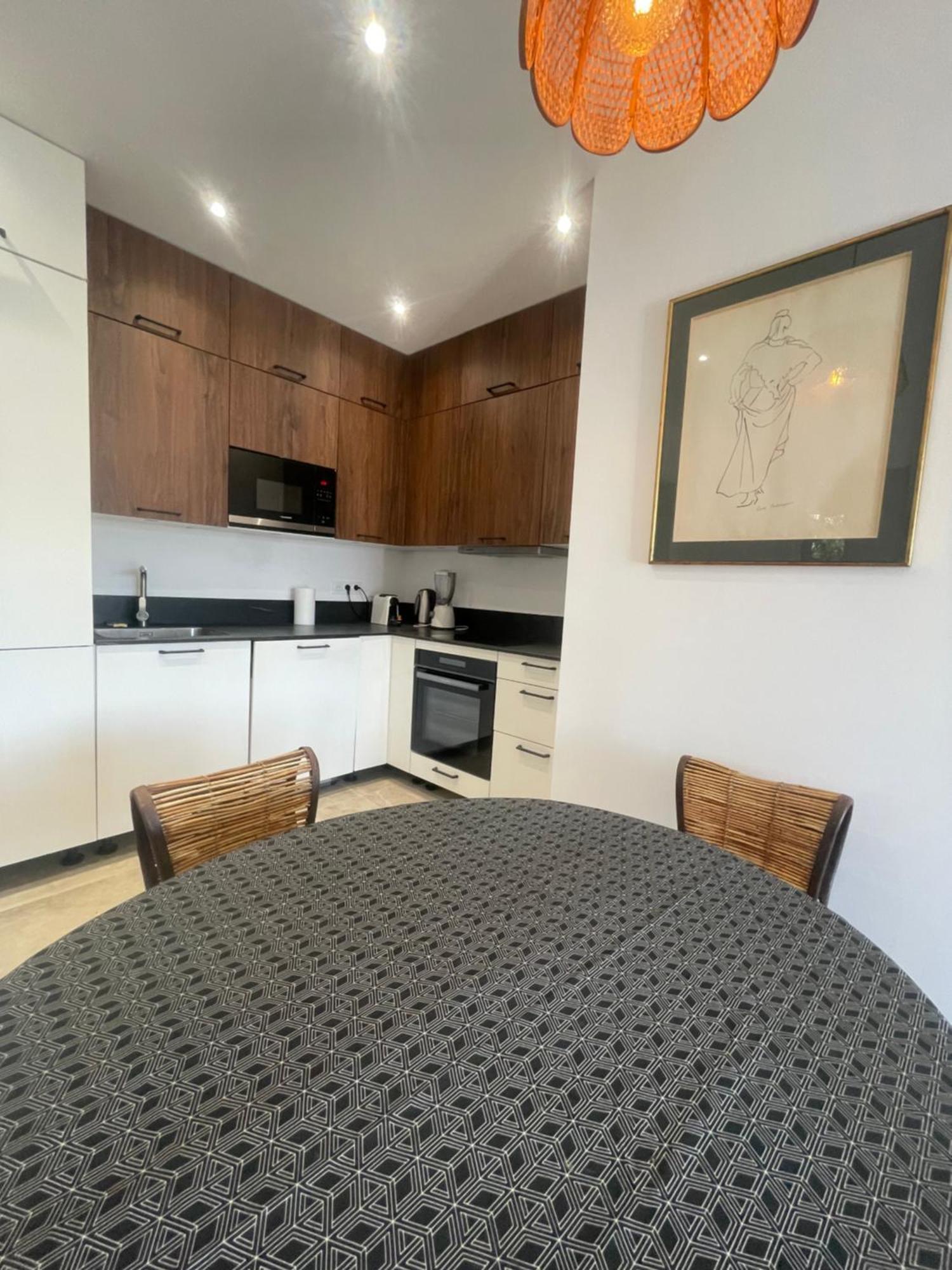 Appartement A 2Mn De La Plage Du Ruppione Pietrosella Ngoại thất bức ảnh